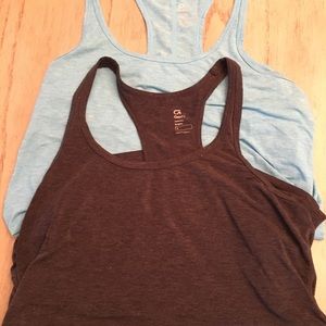GapFit Maternity Tank Tops